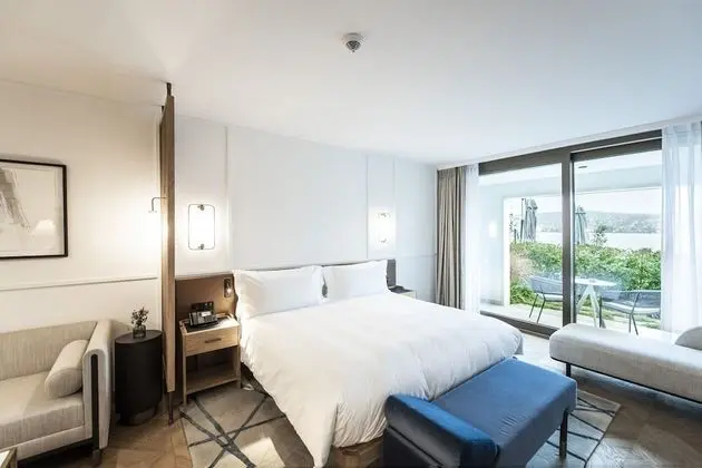 Garden Deluxe Studio with Patio