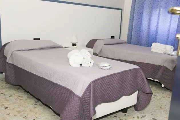 Standard Tek Büyük veya İki Ayrı Yataklı Oda, Deniz Manzaralı