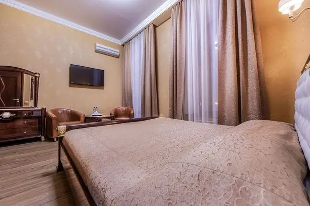 Comfort Tek Büyük Yataklı Oda