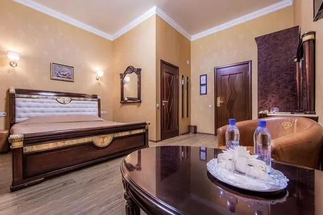 Comfort Tek Büyük Yataklı Oda