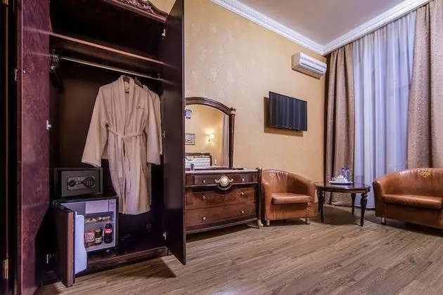 Comfort Tek Büyük Yataklı Oda