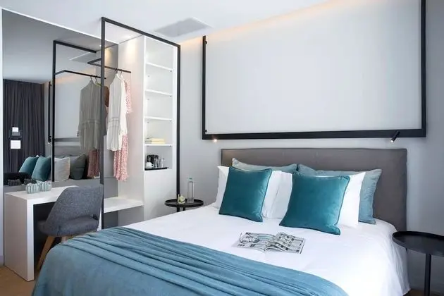 Basic Tek Büyük Yataklı Oda