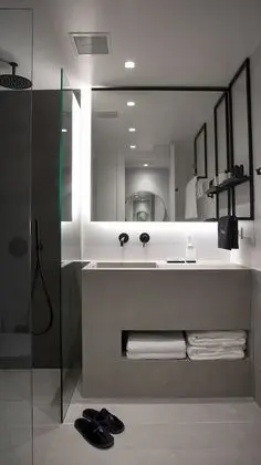 Basic Tek Büyük Yataklı Oda