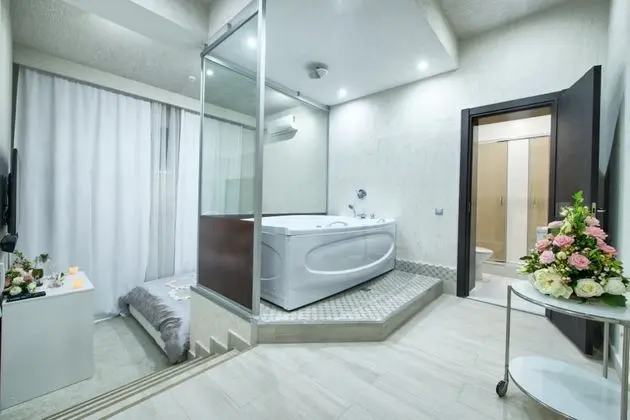 Comfort Tek Büyük Yataklı Oda, Jakuzi