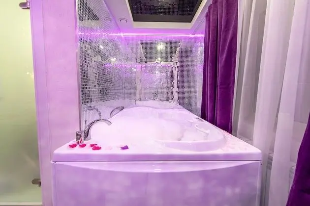 Comfort Tek Büyük Yataklı Oda, Jakuzi