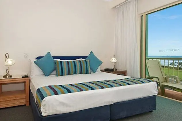 Oda (Upper Floor 2 Bedroom Ocean View)