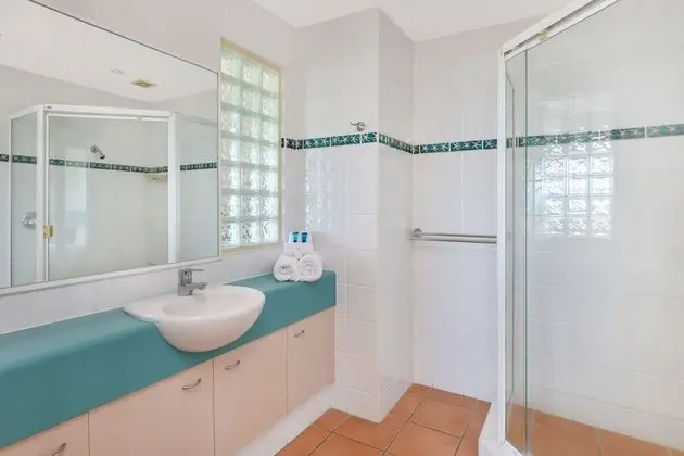Oda (Upper Floor 2 Bedroom Ocean View)