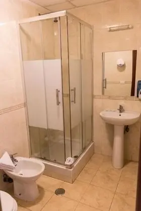 Classic Tek Büyük veya İki Ayrı Yataklı Oda