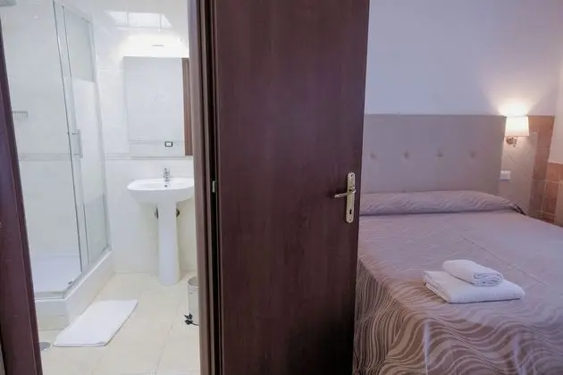 Classic Tek Büyük veya İki Ayrı Yataklı Oda