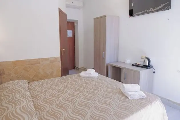 Classic Tek Büyük veya İki Ayrı Yataklı Oda