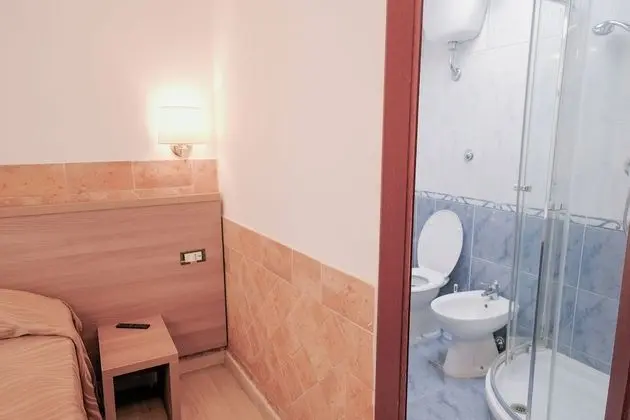 Classic Tek Büyük veya İki Ayrı Yataklı Oda