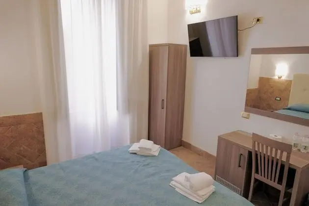 Classic Tek Büyük veya İki Ayrı Yataklı Oda