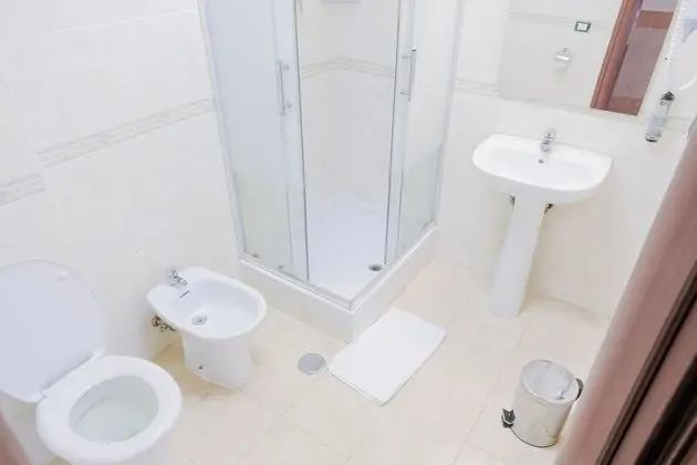 Classic Tek Büyük veya İki Ayrı Yataklı Oda