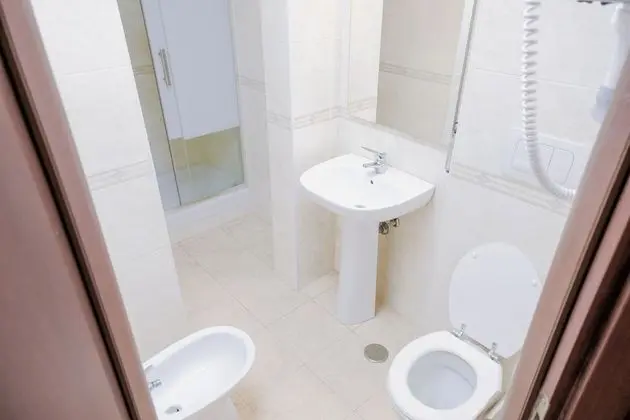 Classic Tek Büyük veya İki Ayrı Yataklı Oda