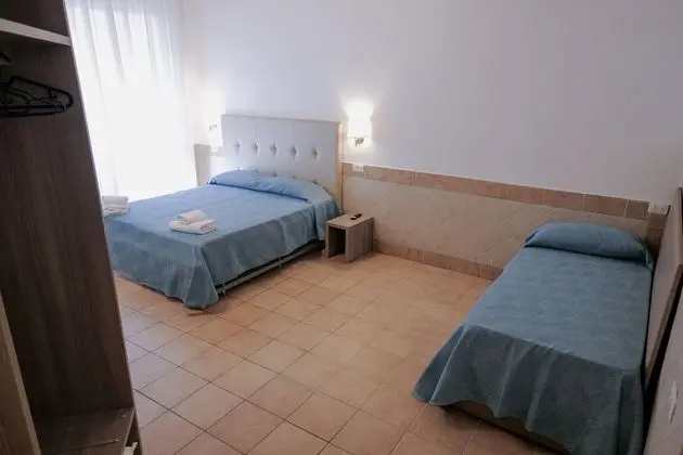 Classic Üç Kişilik Oda