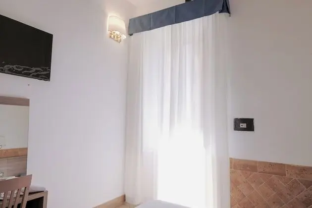 Classic Üç Kişilik Oda