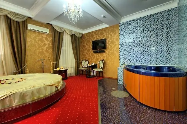 Comfort Tek Büyük Yataklı Oda, Jakuzi