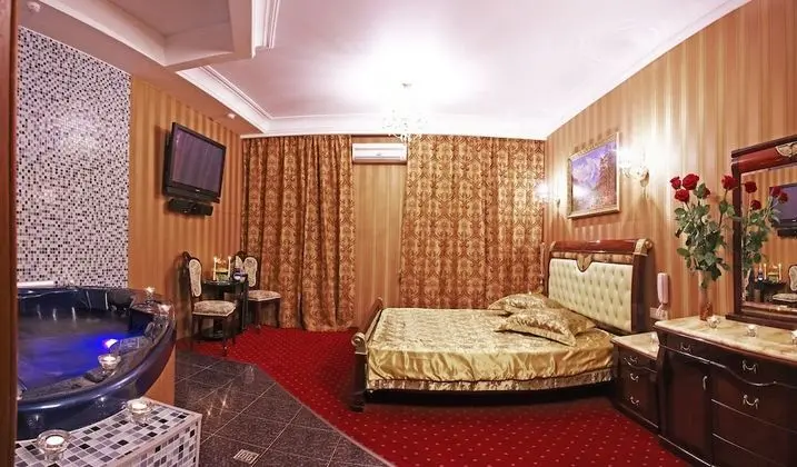 Comfort Tek Büyük Yataklı Oda, Jakuzi
