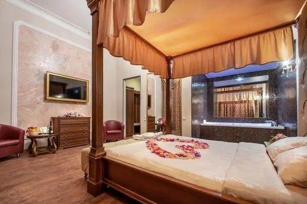 Luxury Tek Büyük Yataklı Oda, Jakuzi