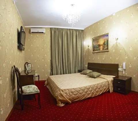 Standard Tek Büyük Yataklı Oda