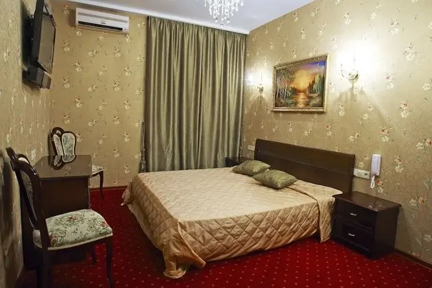 Standard Tek Büyük Yataklı Oda