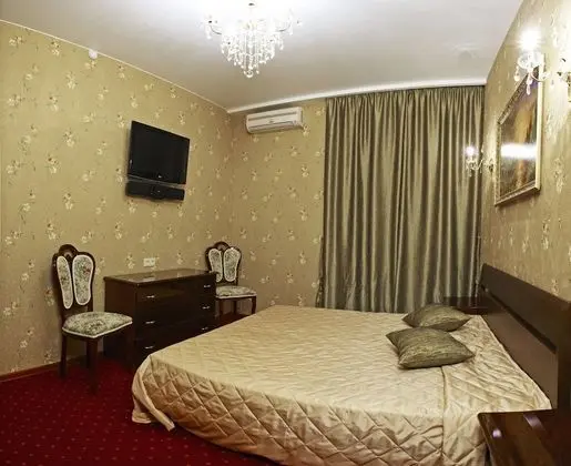 Standard Tek Büyük Yataklı Oda
