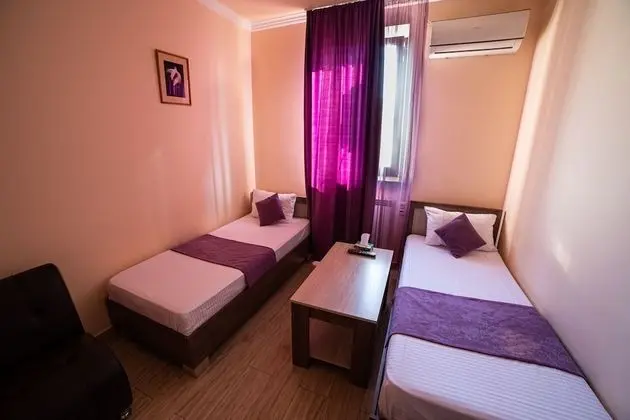 Economy İki Ayrı Yataklı Oda