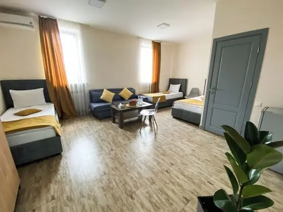 Family Dört Kişilik Oda