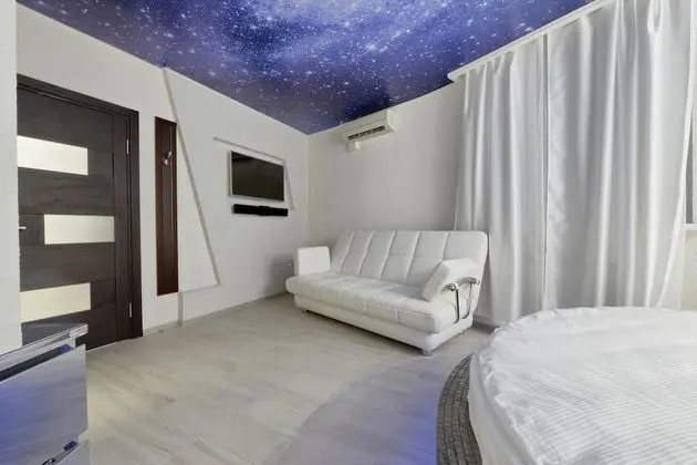 Comfort Tek Büyük Yataklı Oda