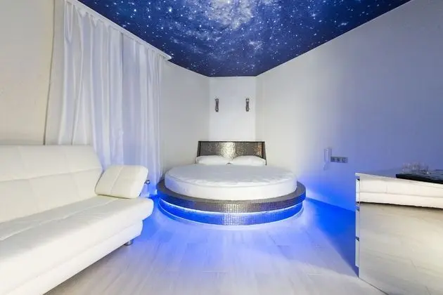 Comfort Tek Büyük Yataklı Oda
