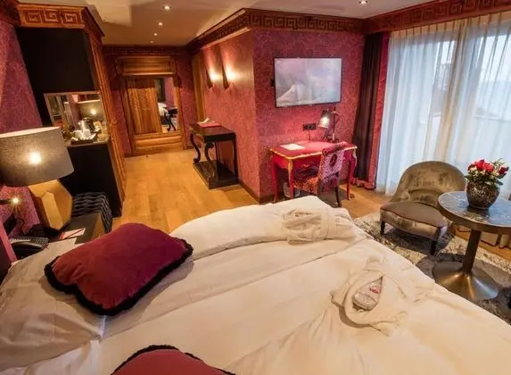 Deluxe Tek Büyük veya İki Ayrı Yataklı Oda