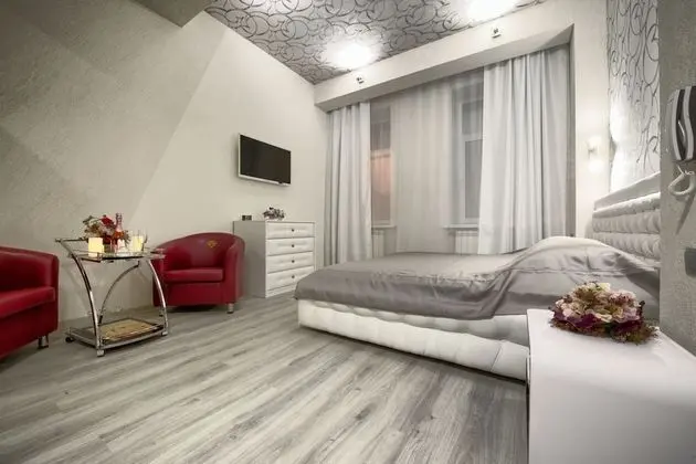 Comfort Tek Büyük Yataklı Oda