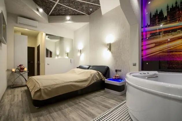 Comfort Tek Büyük Yataklı Oda, Jakuzi