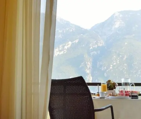 Superior Oda, Dağ Manzaralı