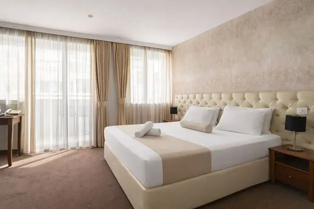 Senior Süit, Teras, Şehir Manzaralı