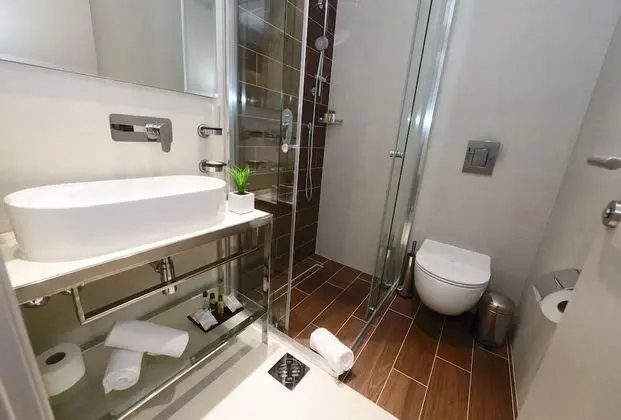 Standard Tek Büyük Yataklı Oda, Balkon