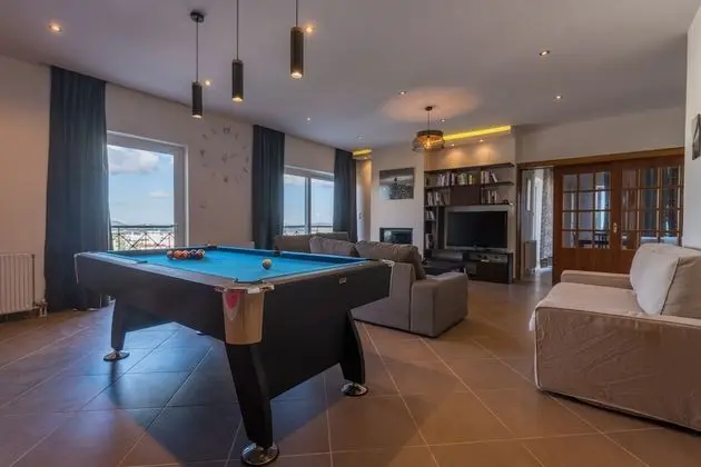 Çatı Katı Süiti (Penthouse)