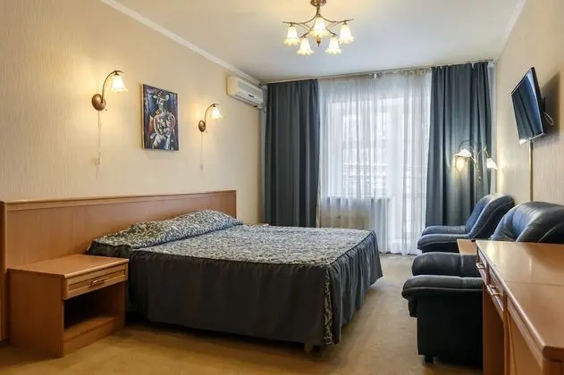 Standard Tek Büyük Yataklı Oda