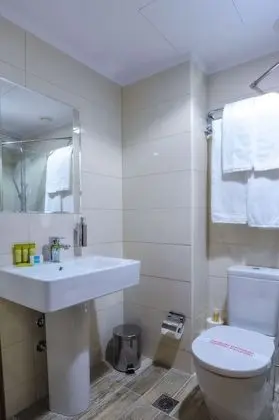 Standard Tek Büyük Yataklı Oda, 2 Tek Kişilik Yatak, Balkon, Bahçe Manzaralı