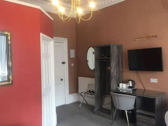 Family Üç Kişilik Oda, Banyolu/Duşlu