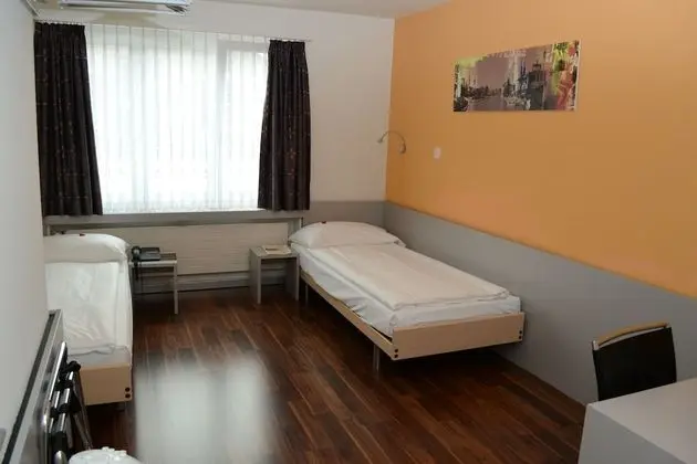 Economy İki Ayrı Yataklı Oda