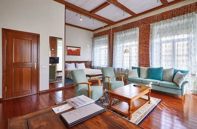 Deluxe Tek Büyük Yataklı Oda