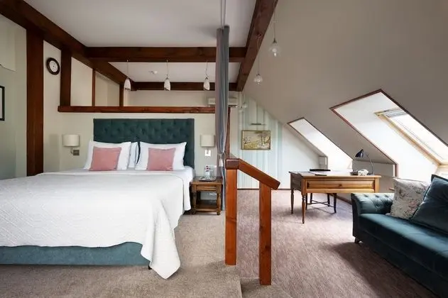 Deluxe Tek Büyük Yataklı Oda