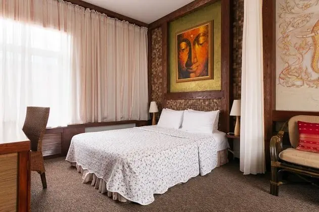 Deluxe Tek Büyük Yataklı Oda