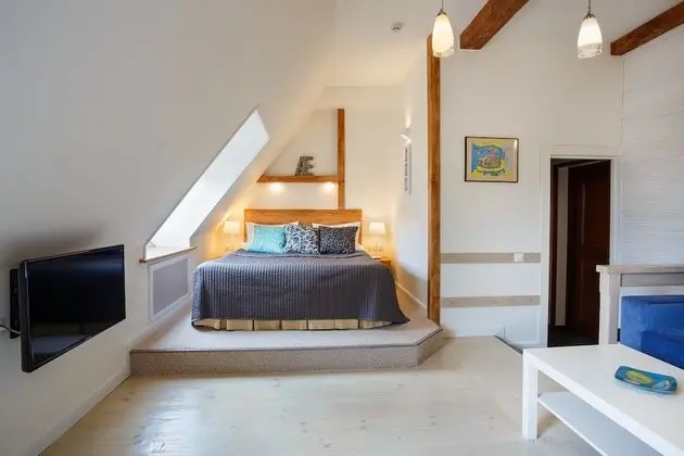 Standard Tek Büyük Yataklı Oda