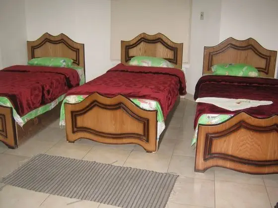 Üç Kişilik Oda