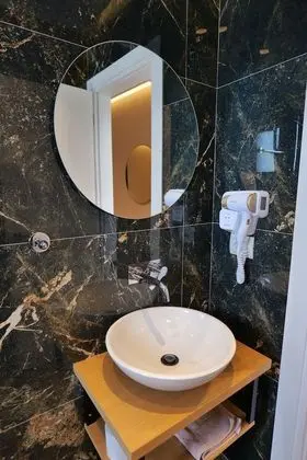Deluxe Tek Büyük Yataklı Oda, Deniz Manzaralı
