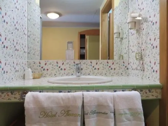 Junior Süit, Balkon, Göl Manzaralı