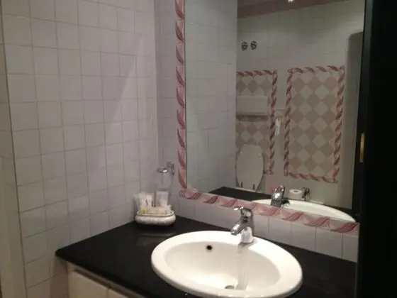 Deluxe Tek Büyük veya İki Ayrı Yataklı Oda, 1 Çift Kişilik Yatak