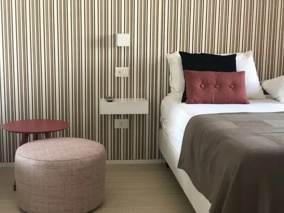 Deluxe Tek Büyük Yataklı Oda, 1 Yatak Odası, Deniz Manzaralı, Plaj Kenarı